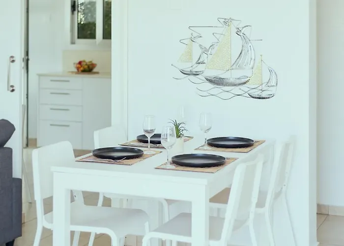 Citrus & Sun Luxury アパート