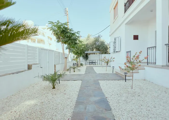 Citrus & Sun Luxury * Paphos