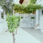 Citrus & Sun Luxury * Paphos